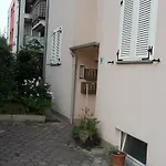 Maristela Apartment